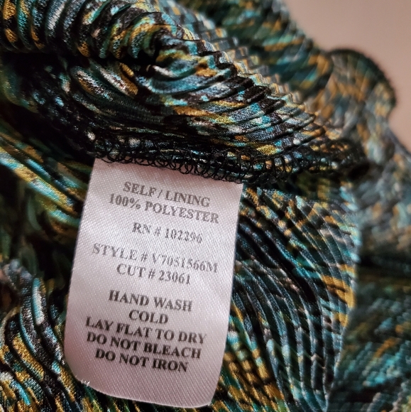 Connected Dress - Picture 3 of 6